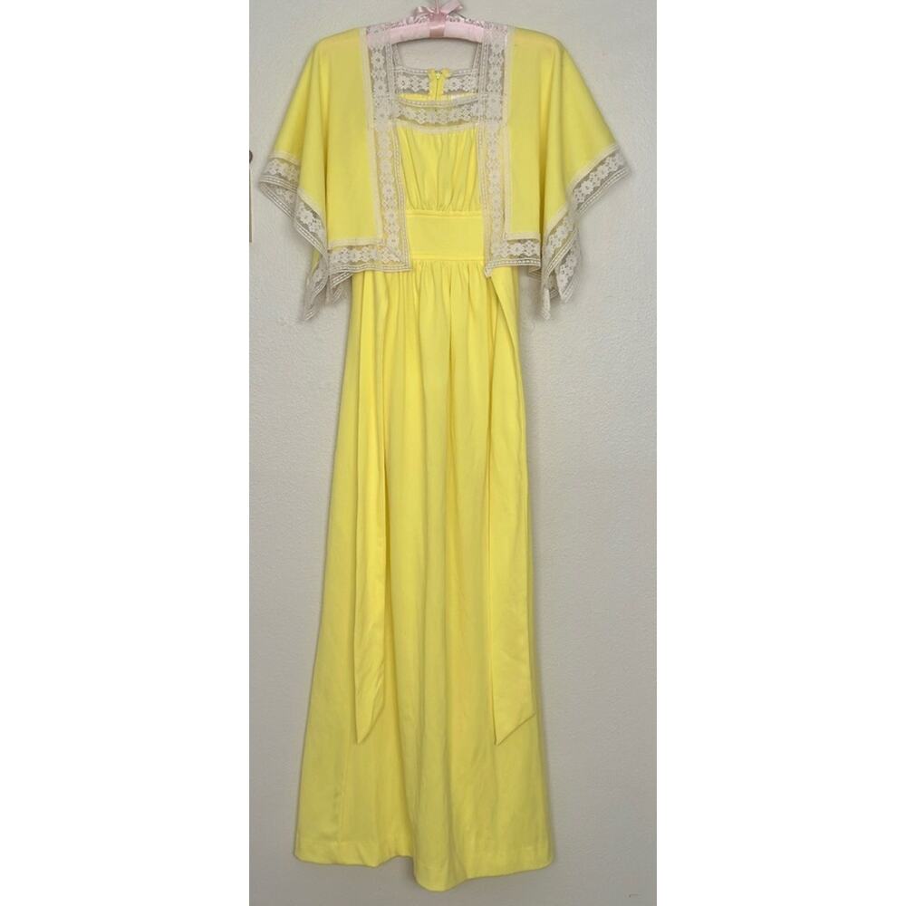 Vintage 70s JCPenney Sz 5 Yellow Maxi Dress with Lace Trim Crochet Boho